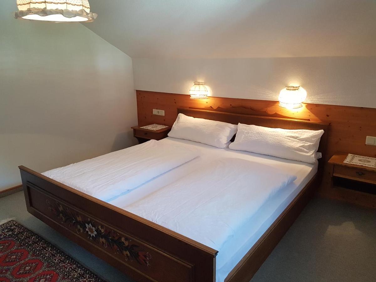 Alp-Aren Apartment Galtur Bagian luar foto